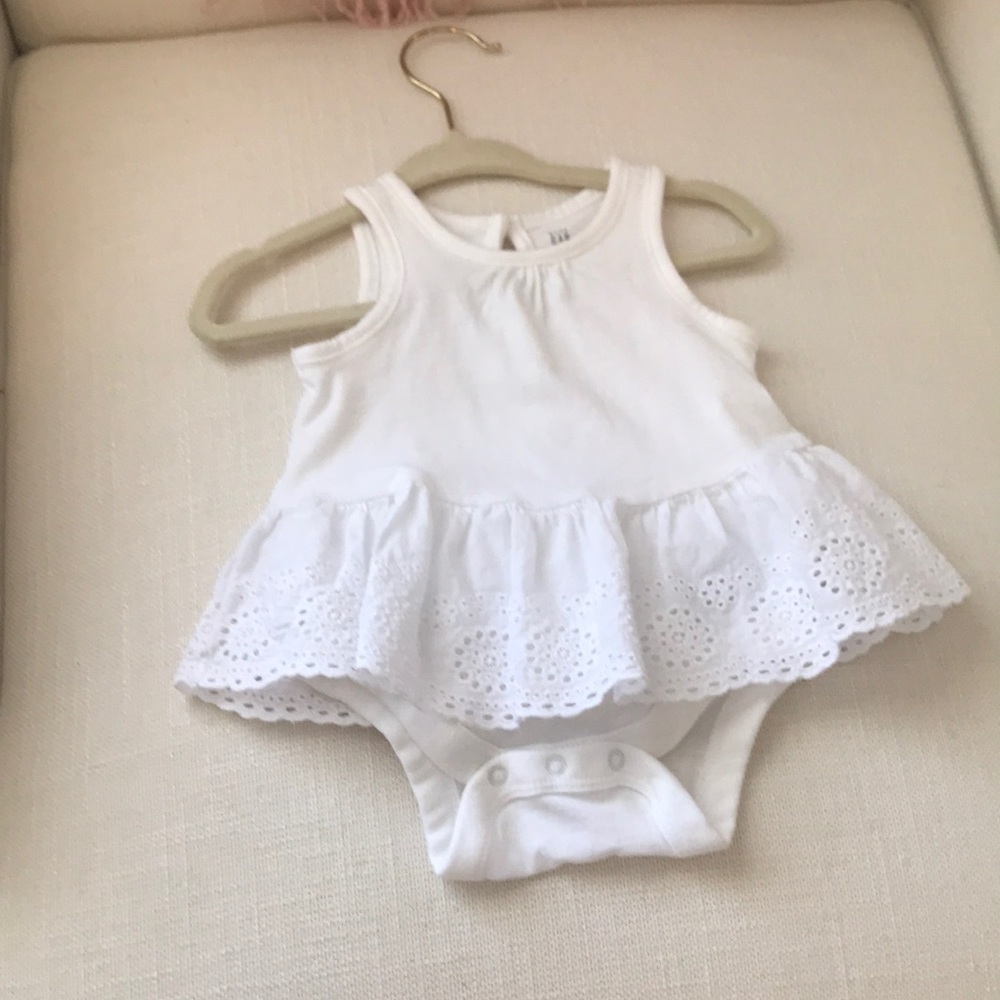 Baby gap girls onesie three to six months